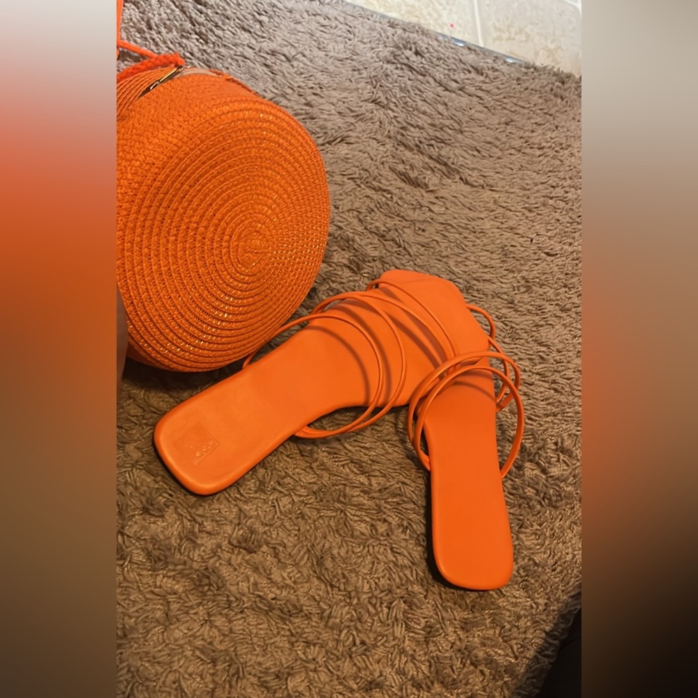 Orange sandals size 9 with orange purse